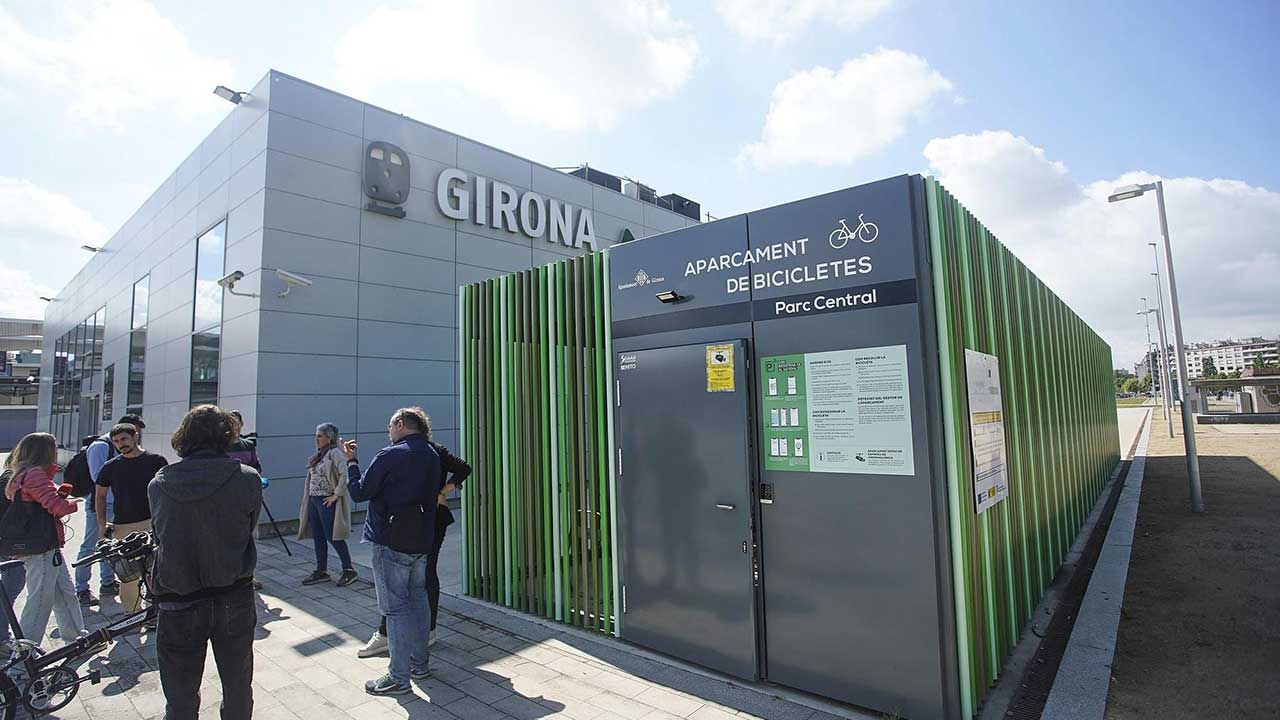 Porte-Vélos modulaire à la gare AVE de Gérone