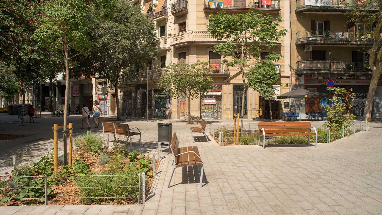 Mobilier Urbain NEOBARCINO dans les Superilles de Barcelone