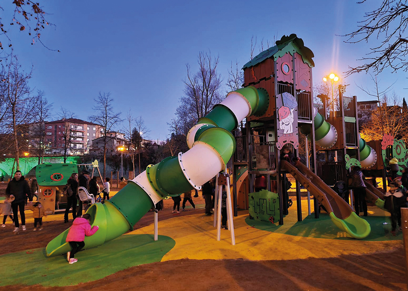torre - Parque de bolas Valencia, Parque infantil